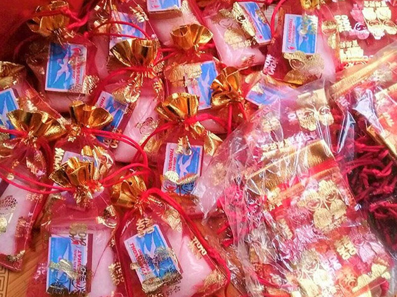 Kinh doanh muối, diêm ngày tết là một lựa chọn vốn ít lợi nhuận cao