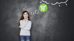 Bán hàng online nên bán gì để gặt hái thành công